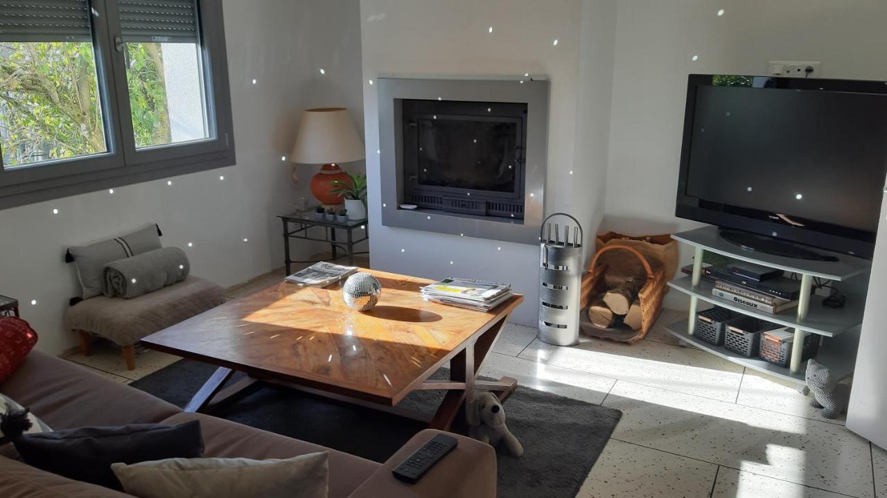 1 Chambre Double "Le Devenir" Saint-Julien-les-Villas エクステリア 写真