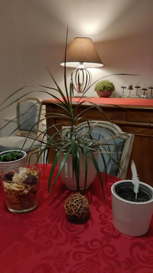 1 Chambre Double "Le Devenir" Saint-Julien-les-Villas エクステリア 写真